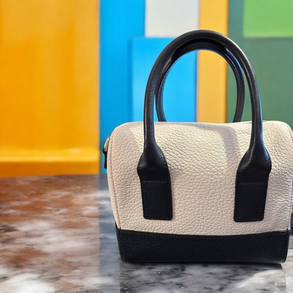 KATE SPADE Southport Avenue Alessa Tassel Bag
Cream Ivory and Navy Tote Satchel - Picture 3 of 12